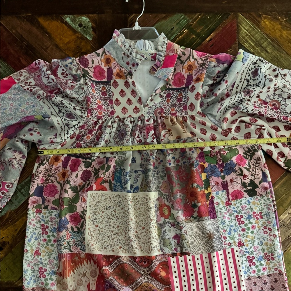 Vibrant Patchwork Floral Blouse - Picture 6 of 7